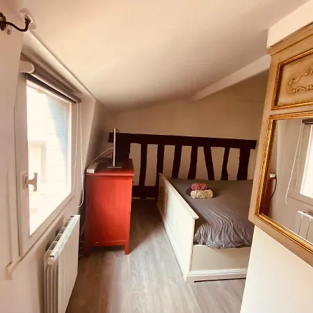 Апартаменти Queen's Palace- Superbe Logement Hypercentre - 242 *